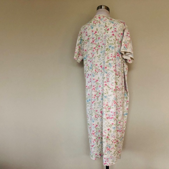 Nightgown Yellow Floral Large Short Sleeves Pullover SECRET TREASURES - Picture 5 of 7